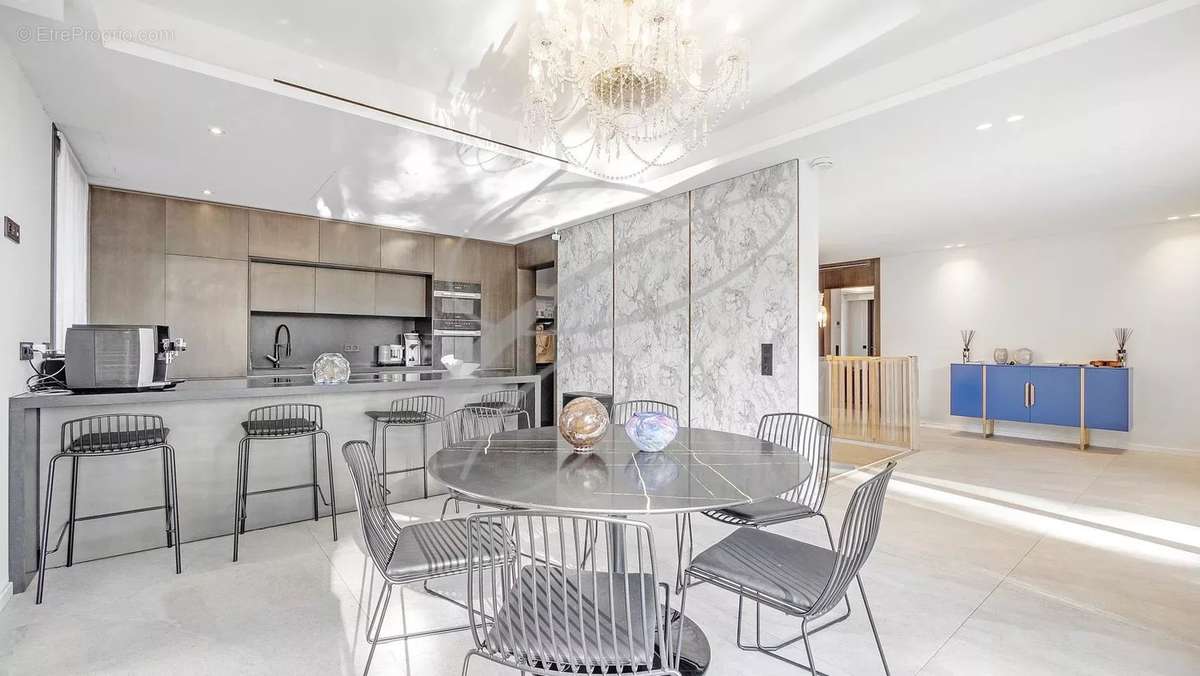 Maison à ROQUEBRUNE-CAP-MARTIN