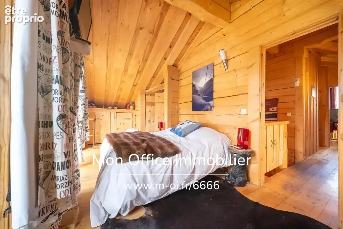 Référence : 6666-CLG - Chalet de type 7 en madrier de 240m² sur une parcelle de 1500m² à La Joue du Loup - photo 7
