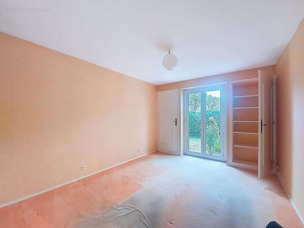 Maison à SAINTE-LUCE-SUR-LOIRE