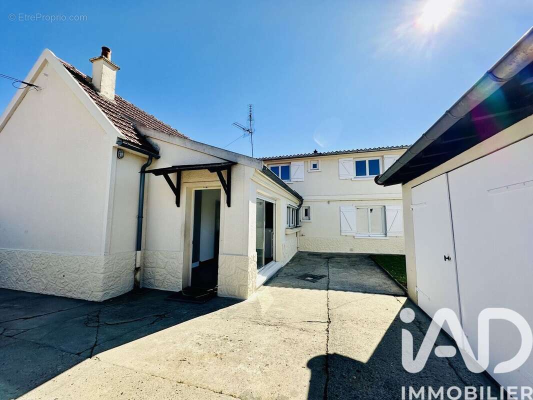 Photo 3 - Maison à PONT-SAINTE-MAXENCE