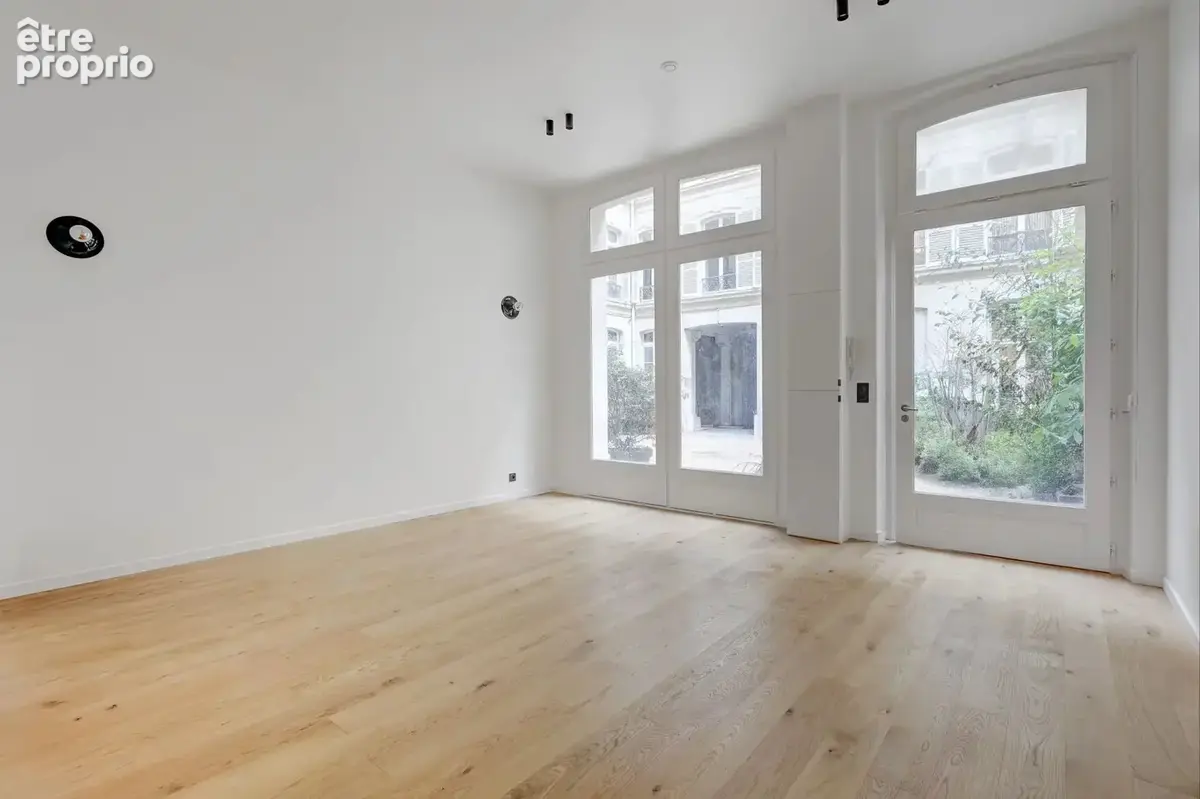 Paris 8ᵉ – Élégant 2 pièces de 57 m² – Idéal profession libérale ou pied-à-terre - photo 12