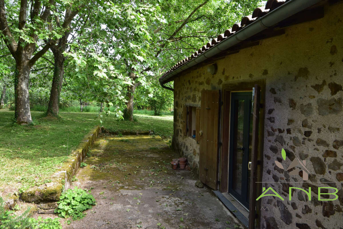 Maison à ROUZEDE