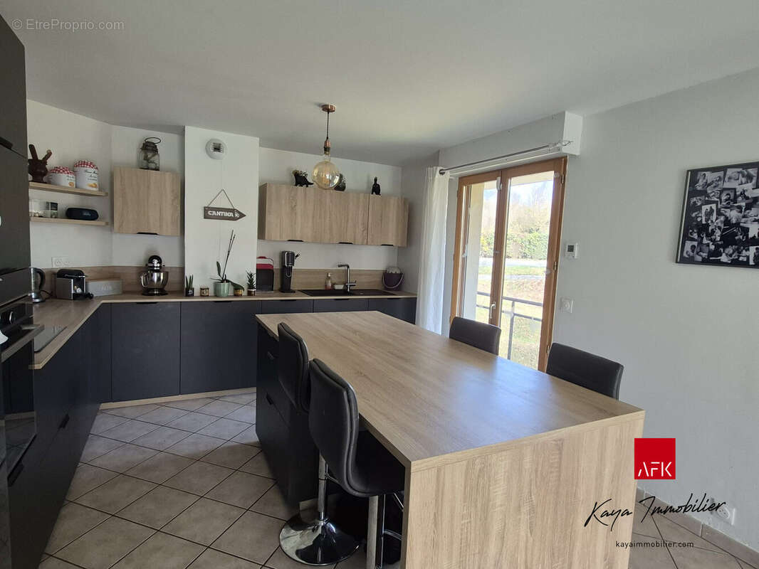 Appartement à GROISY