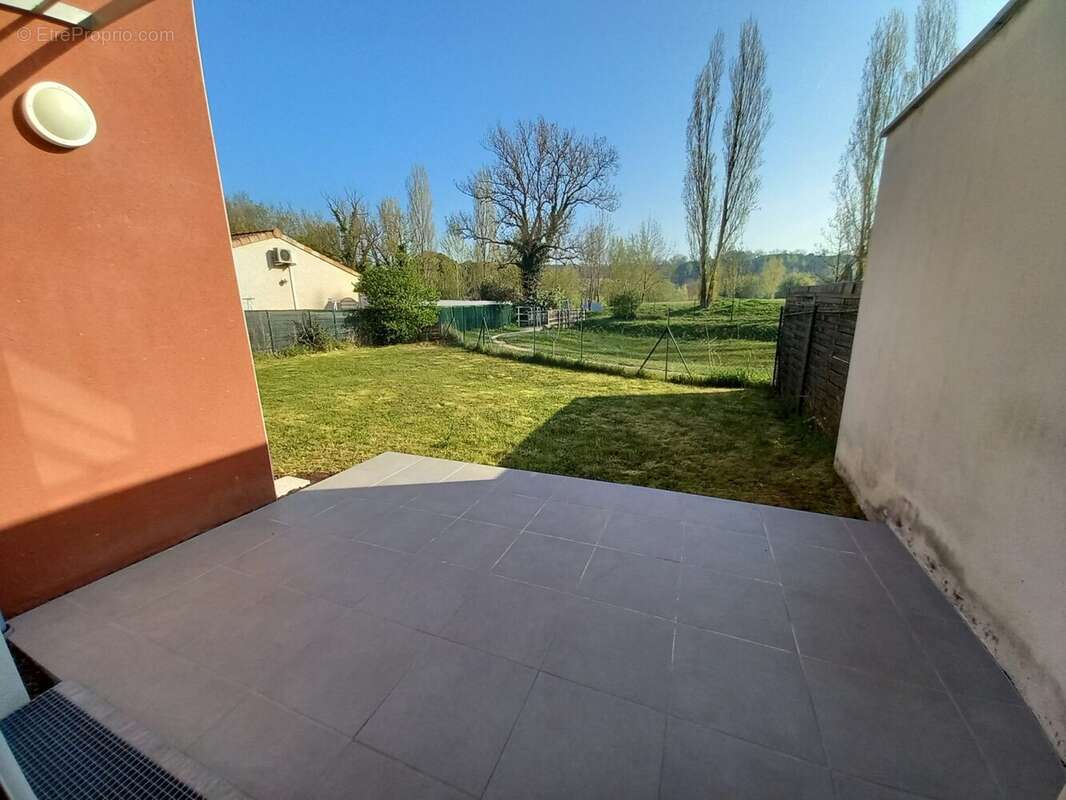 Maison à BRUGUIERES