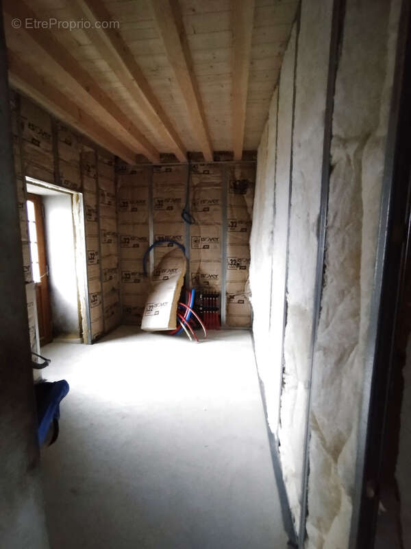 Maison à SAINT-ETIENNE-SUR-REYSSOUZE