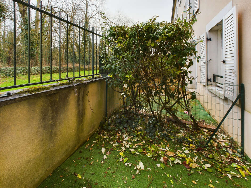 Appartement à SAINT-PIERRE-DU-PERRAY
