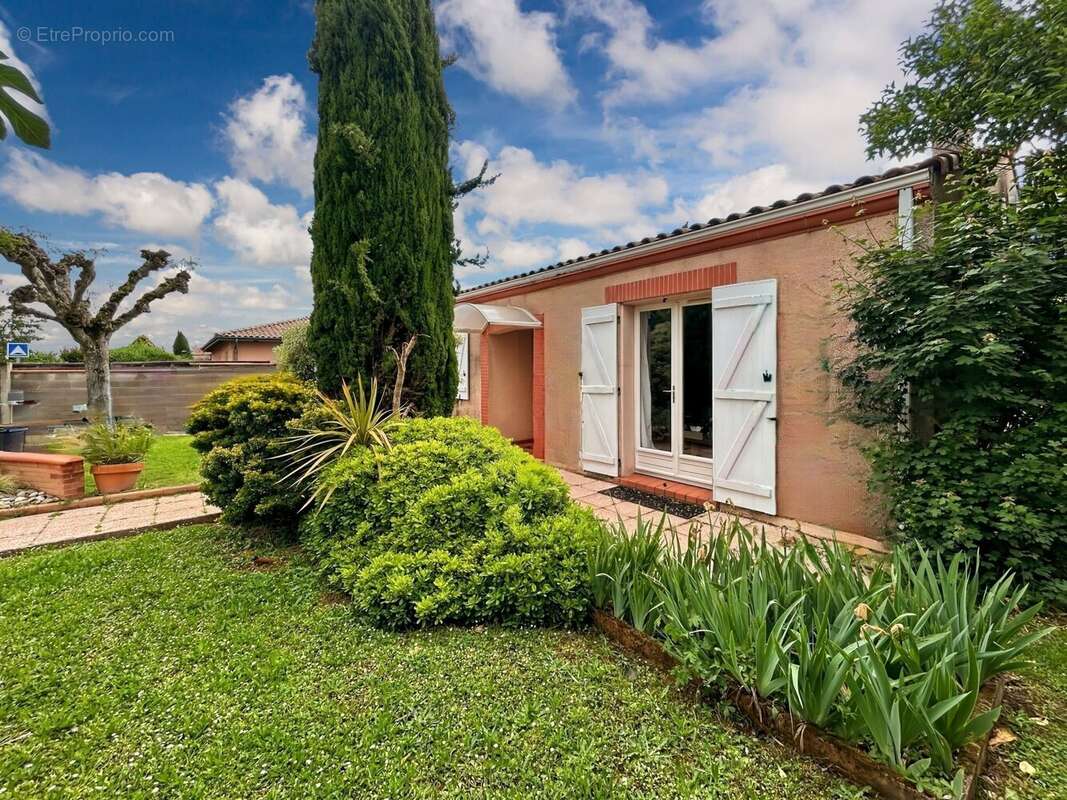 Maison à FROUZINS