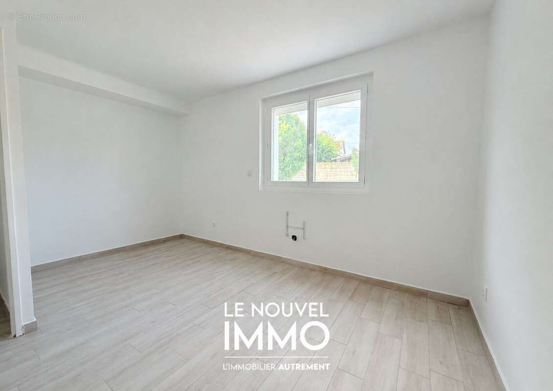 Appartement à ROGNAC