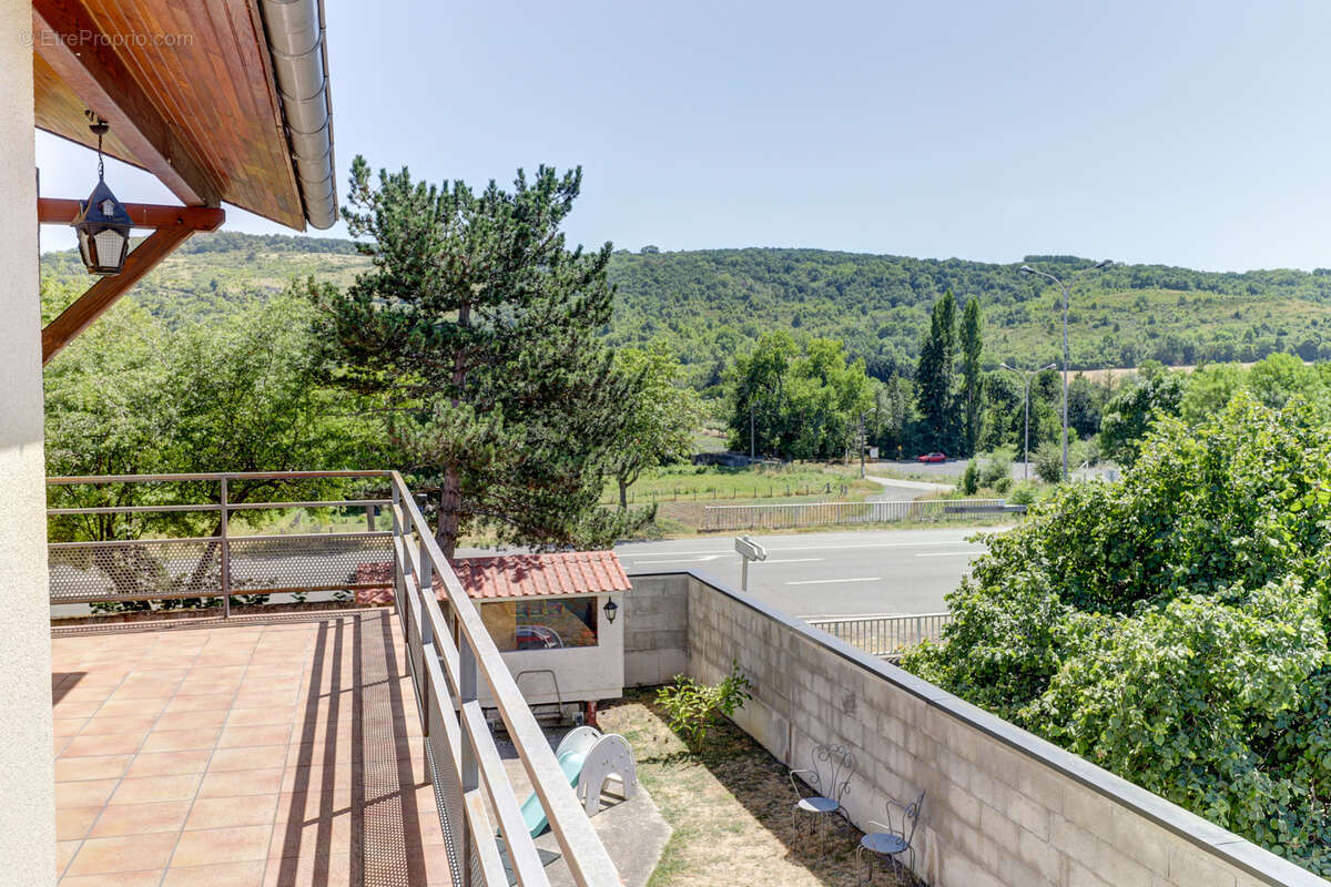 Grande maison familiale à Blanzat - photo 12