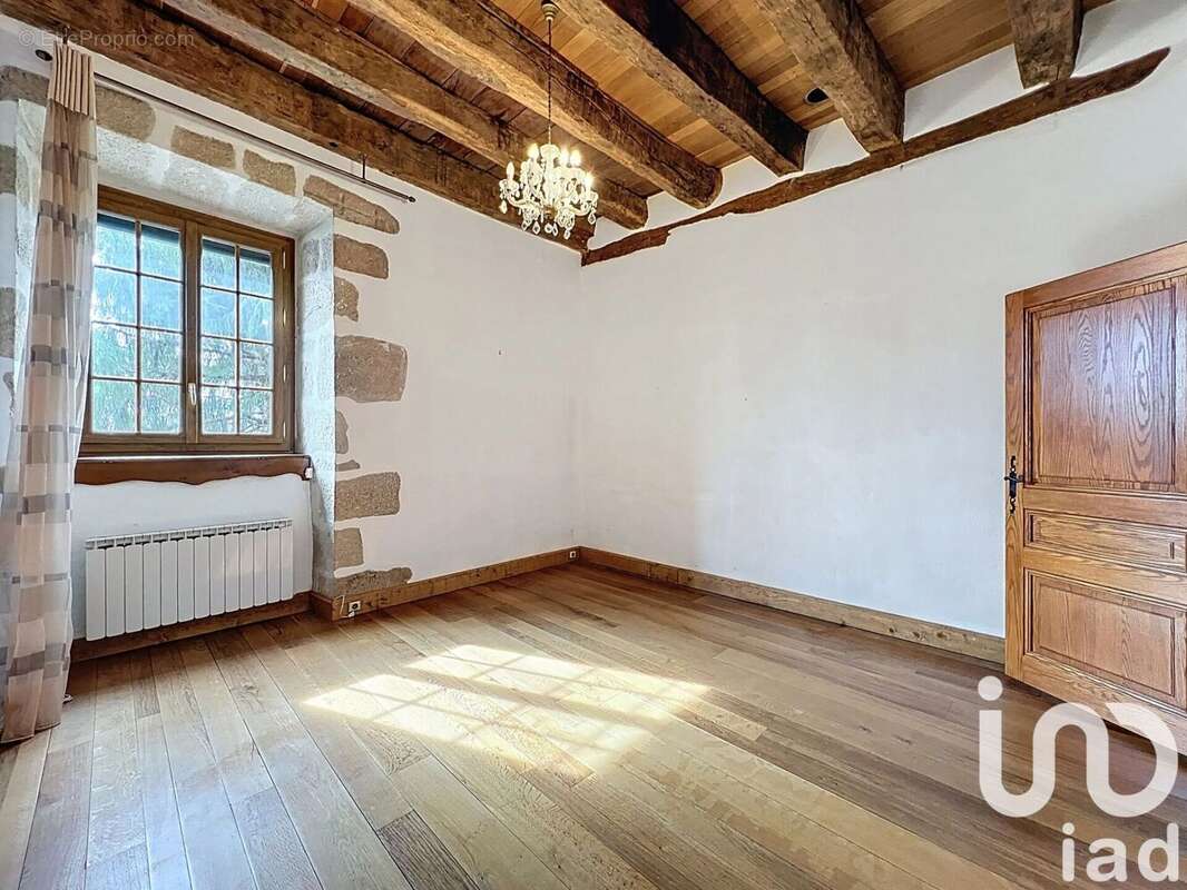 Photo 8 - Maison à LE LONZAC