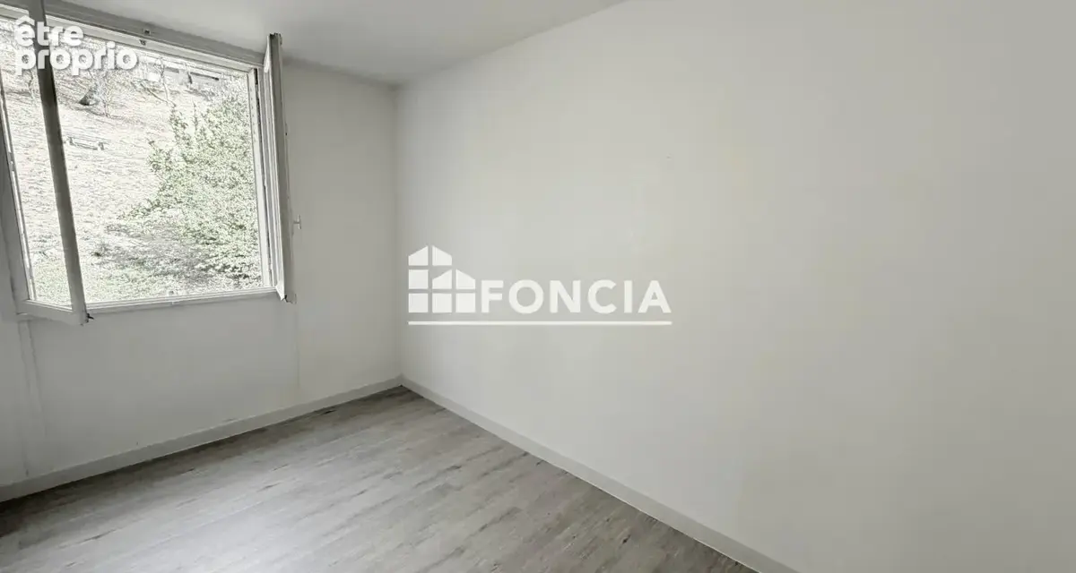 A vendre LYON 5 - T4 - Secteur Ménival - photo 6