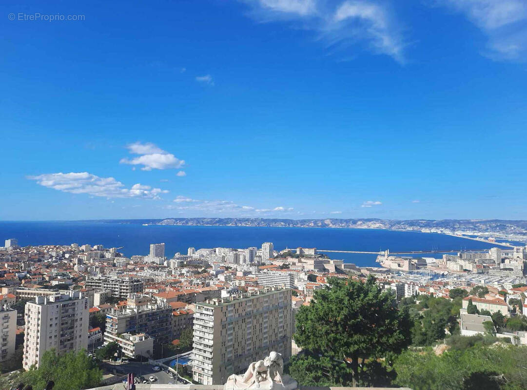 Terrain à MARSEILLE-8E