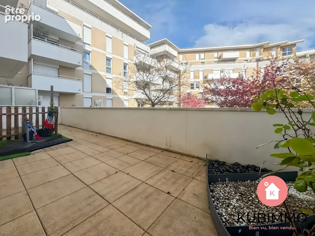 Appartement 3 pièces 60 m² à vendre à Chelles (77500) - photo 2