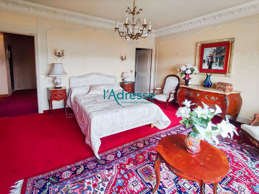 Maison à MONTREVAULT