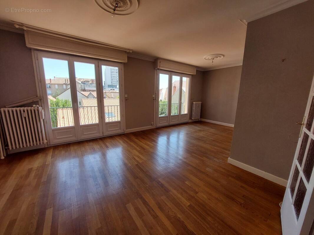 Appartement à VICHY