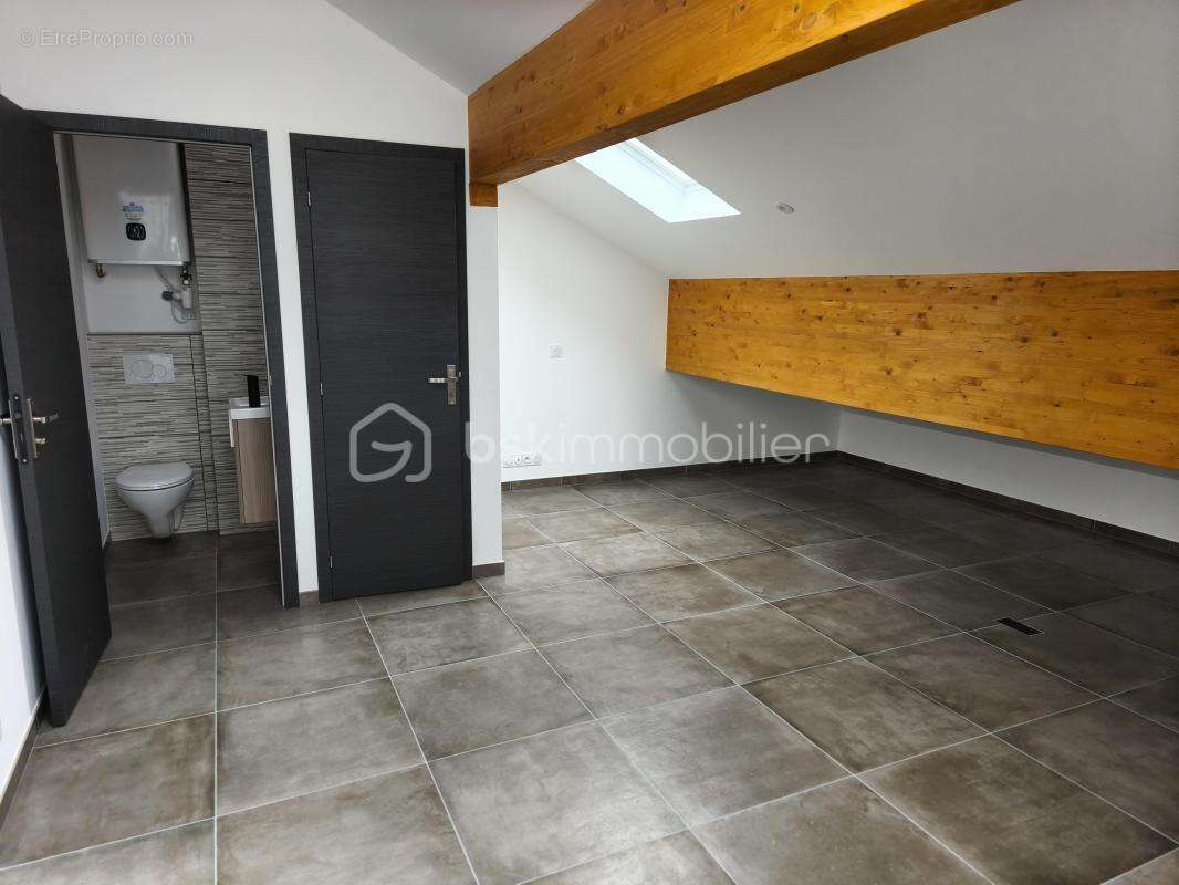 Appartement à BOIS-D'AMONT