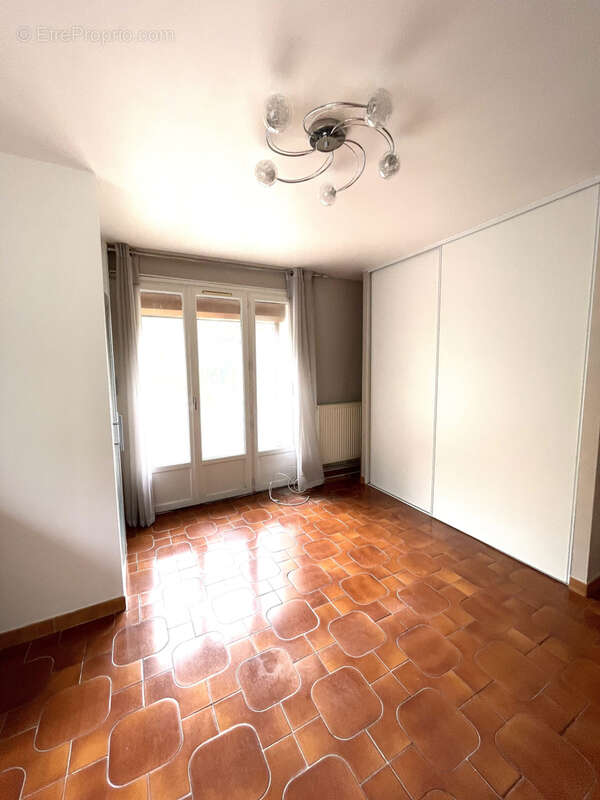 Maison à VIF