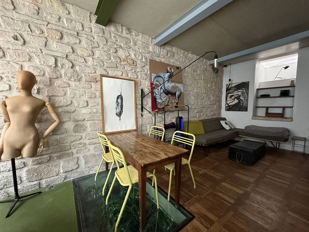 Appartement à PARIS-20E