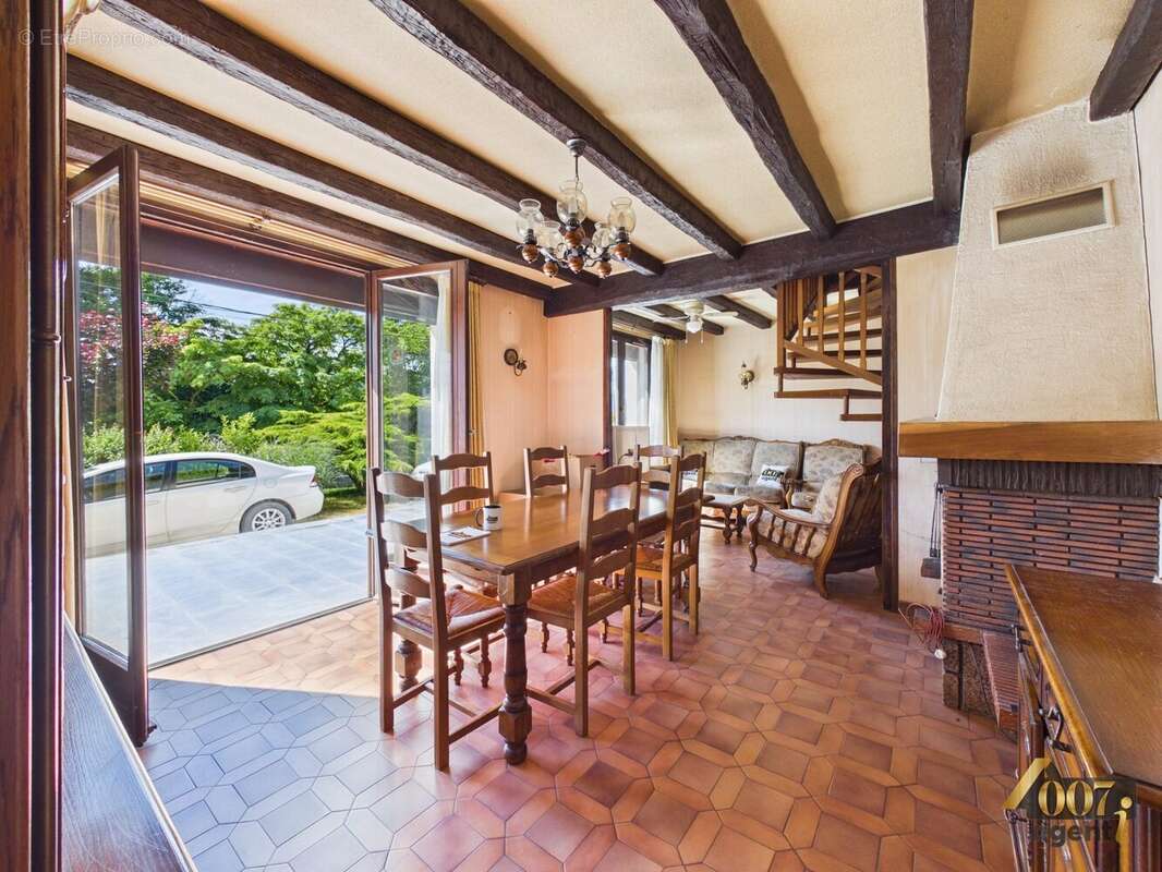Maison à CRUET