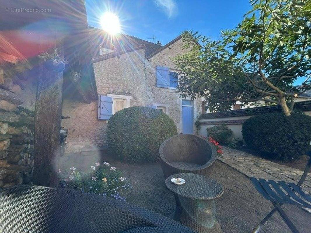 Maison à SAINT-MARCEL