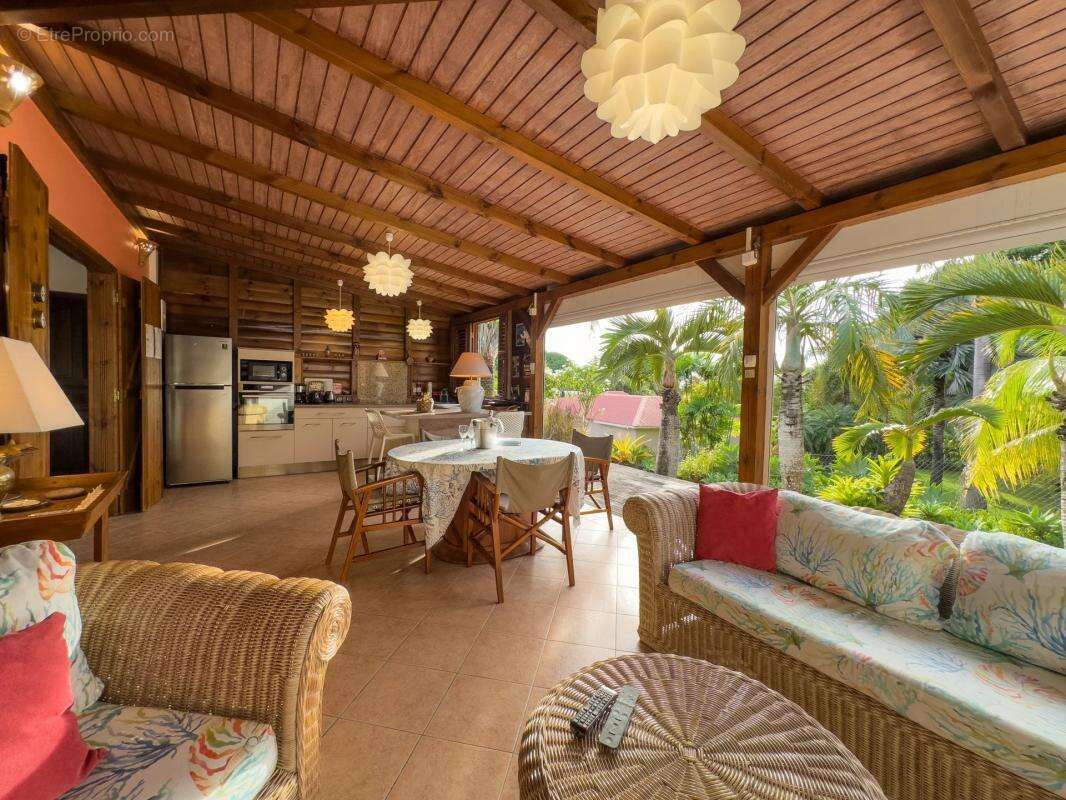 Maison à BOUILLANTE