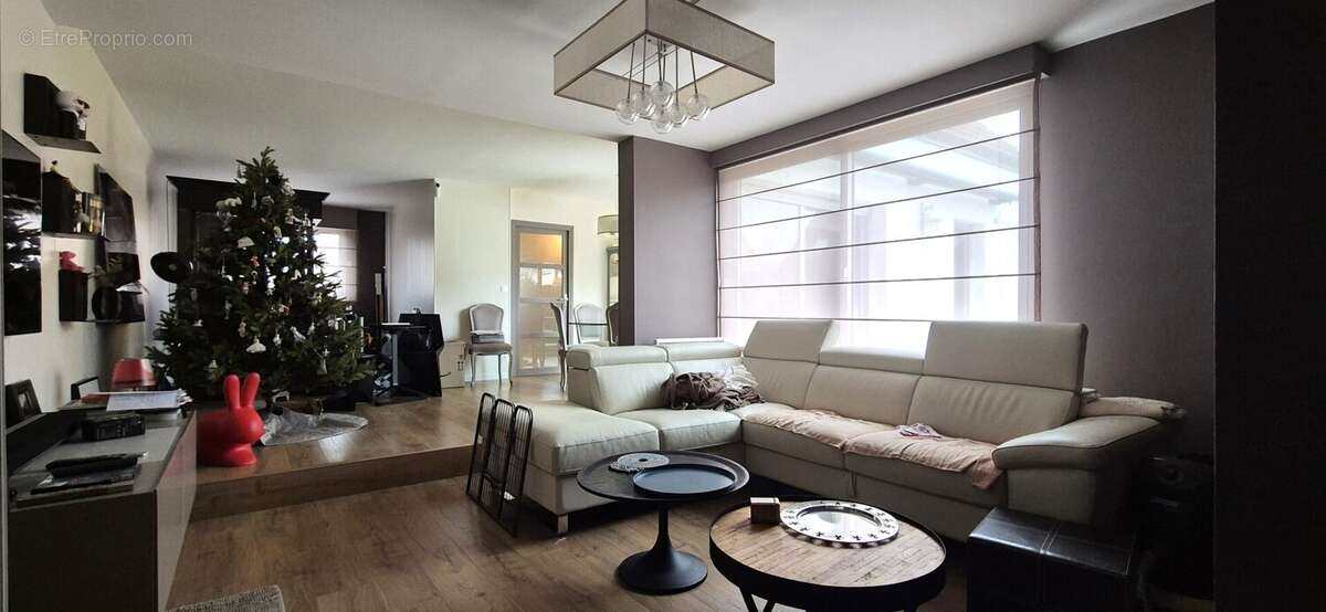 Salon - Maison à HENIN-BEAUMONT