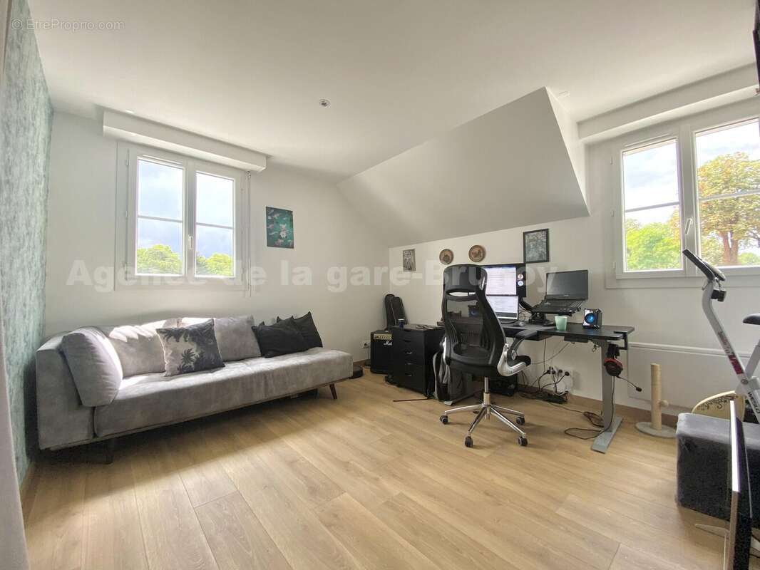 IMG_7532 - Appartement à BOUSSY-SAINT-ANTOINE