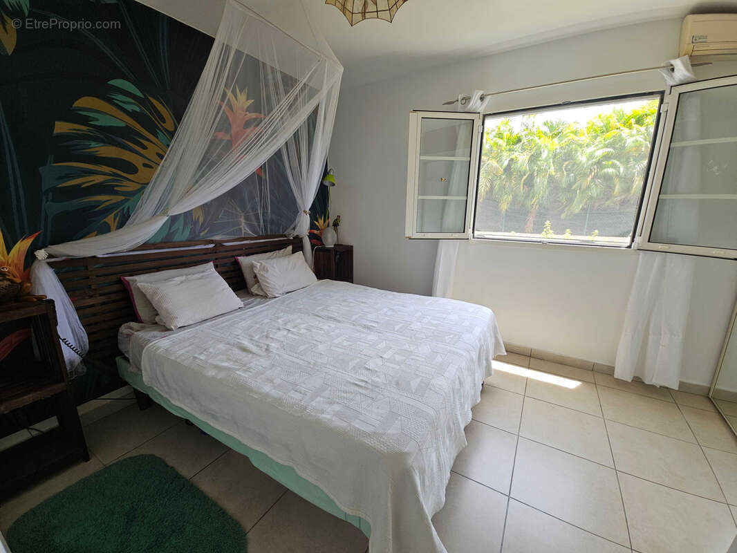 Appartement à LES TROIS-ILETS