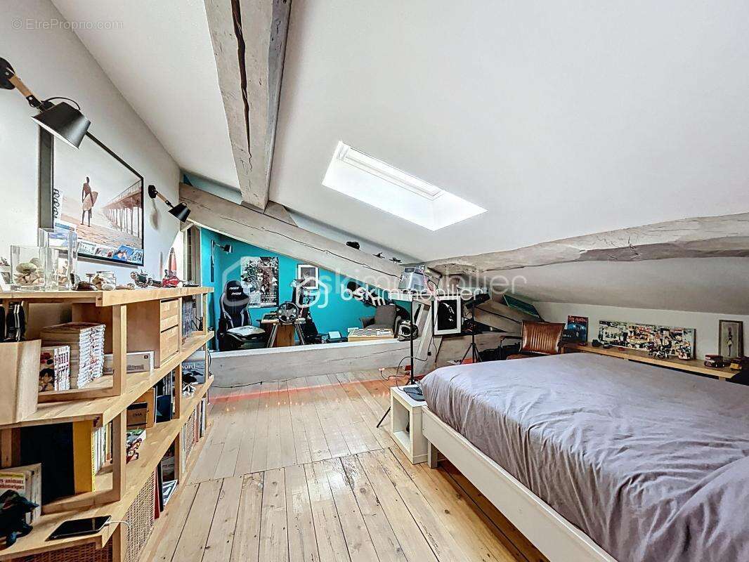 Propriété de caractère, maison 9 pièces 244 m² avec son annexe 27m² et bâtiment de 127m² - photo 23