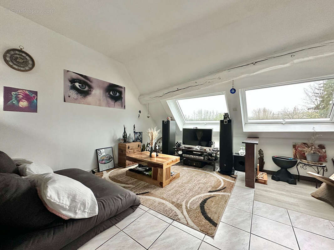 Appartement à LA FERTE-SOUS-JOUARRE