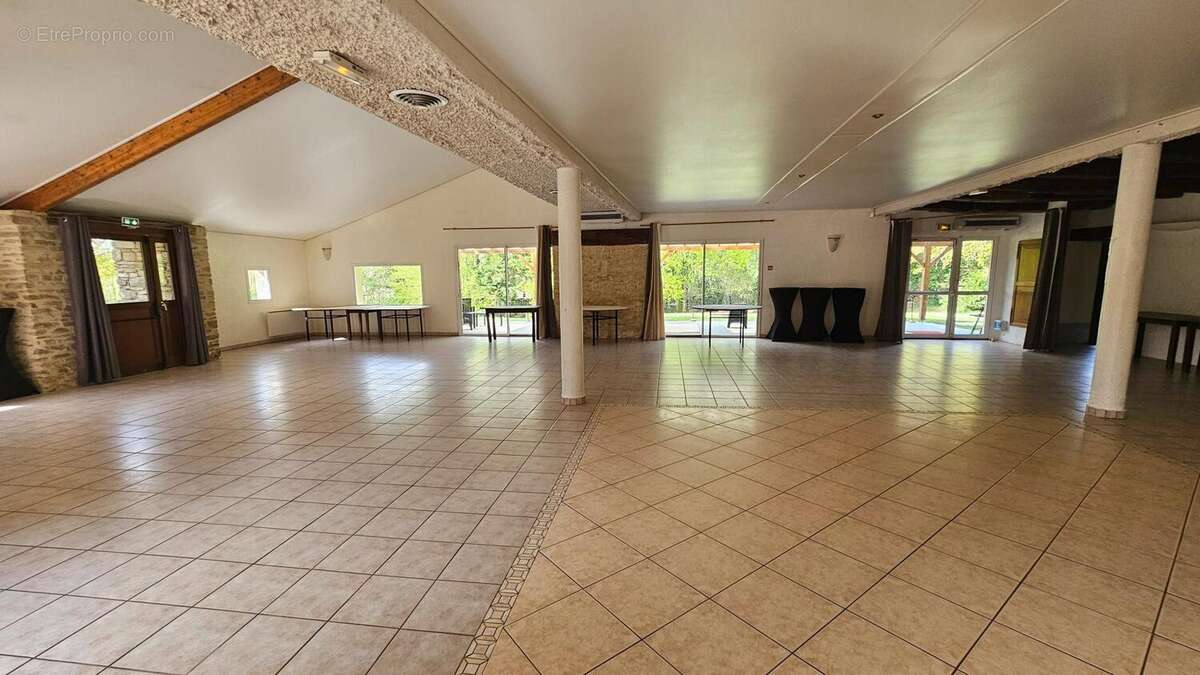 Photo 8 - Commerce à SAINT-NOLFF