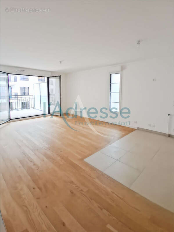 Appartement à SURESNES