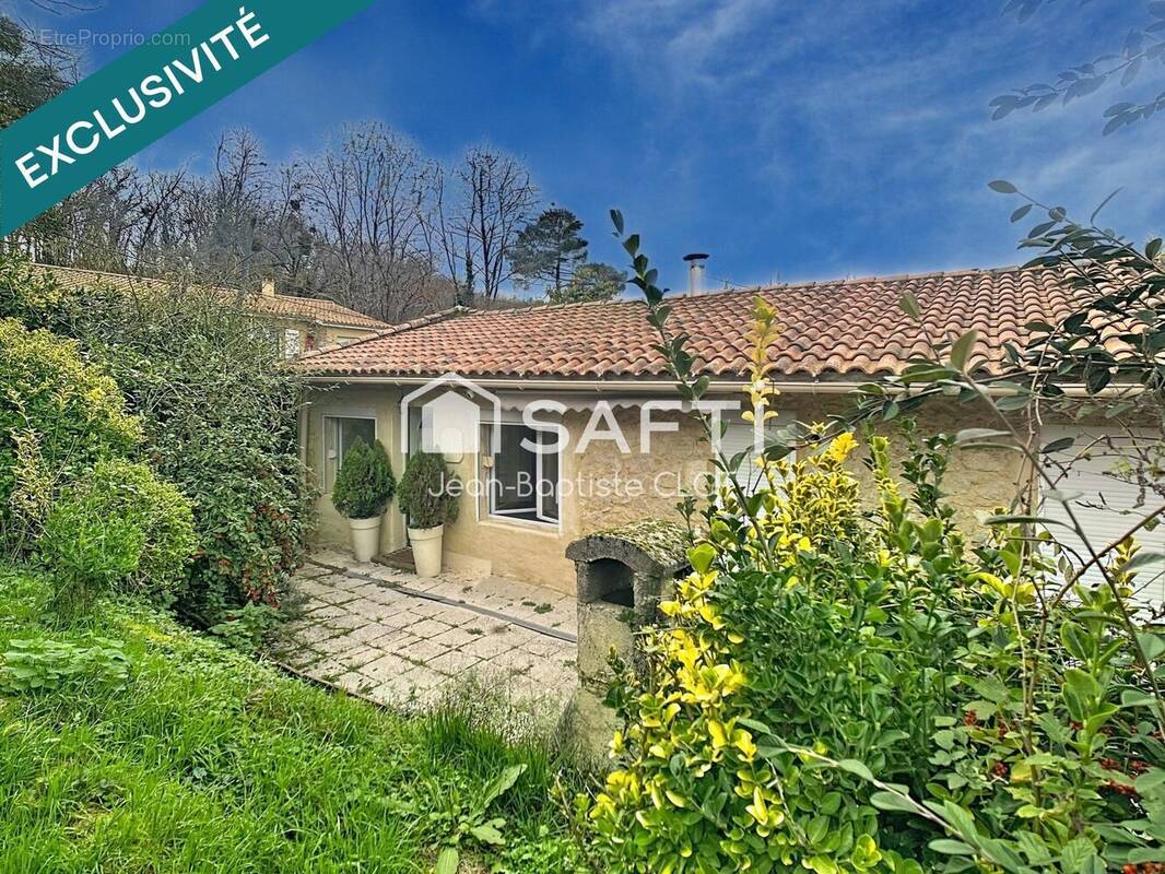 Photo 1 - Maison à VERDELAIS