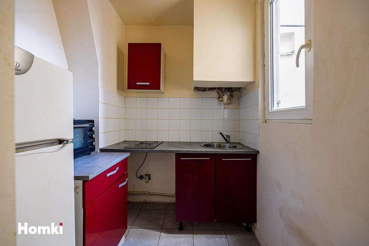 Appartement T2 de 28 m2 à Paris 75018, Rue Jean Robert - photo 5