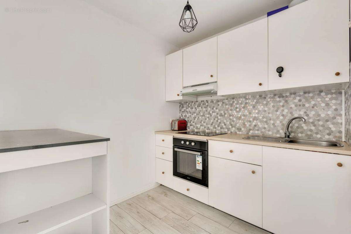 Appartement à L'ILE-SAINT-DENIS