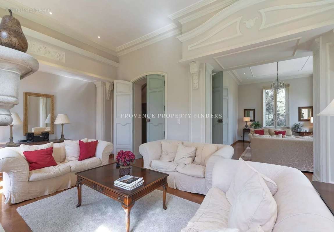 Maison à DRAGUIGNAN