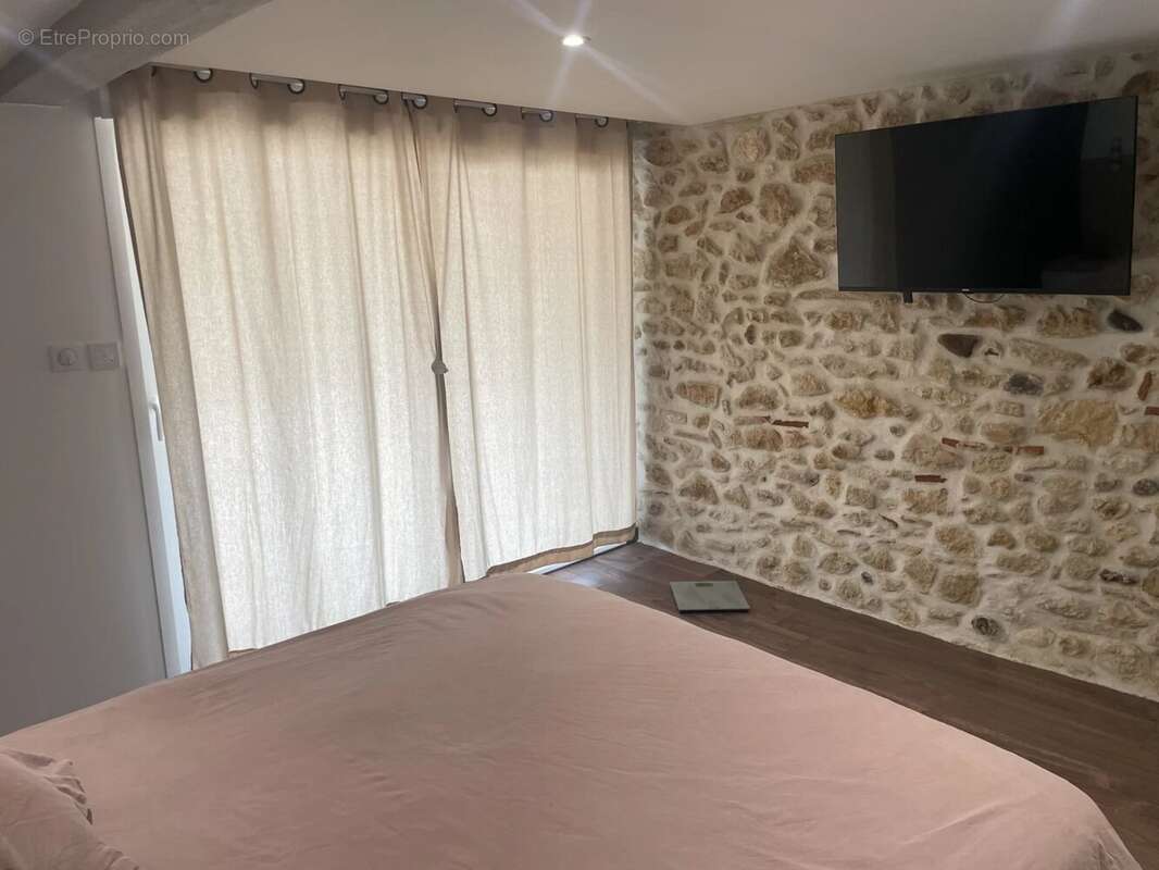 GRANDE MAISON sur un parc de 1500m2. - photo 14