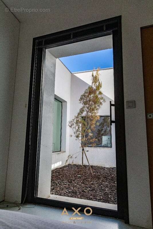 Maison à LE THOLONET