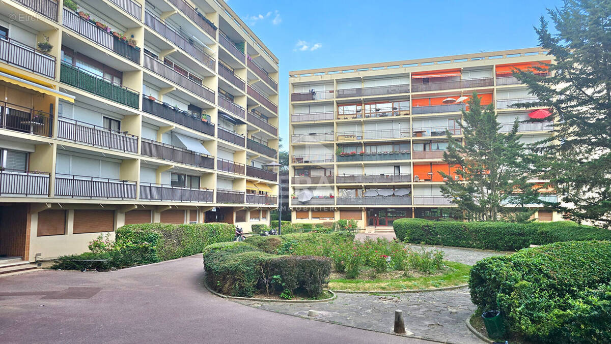 Appartement à THIAIS
