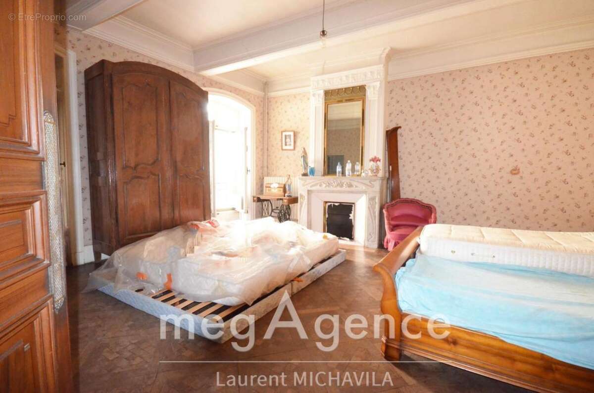 Maison à VILLENEUVE-LES-BEZIERS