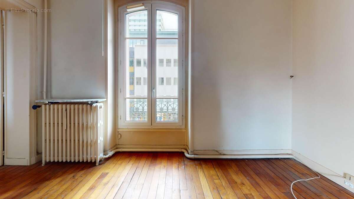 Appartement à ISSY-LES-MOULINEAUX