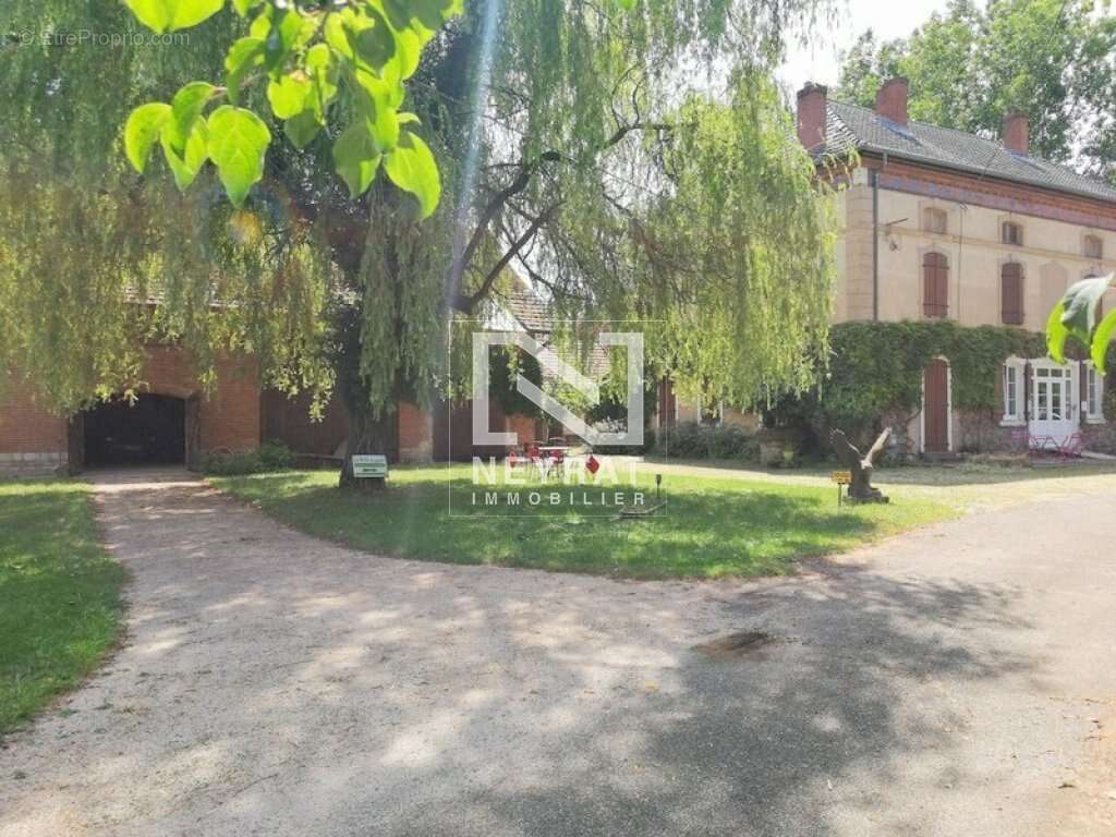 Maison à PIERRE-DE-BRESSE