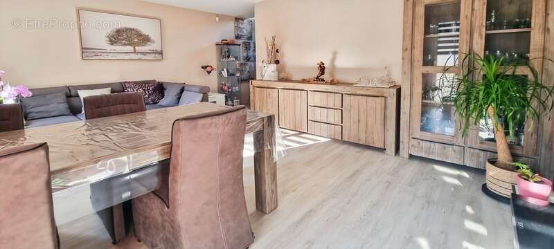 Maison à JOUY-LE-MOUTIER