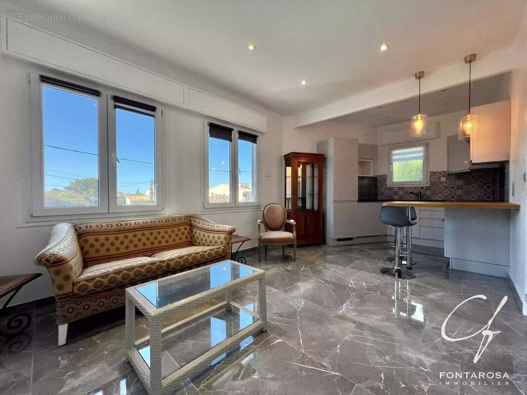 Maison à SAINT-RAPHAEL