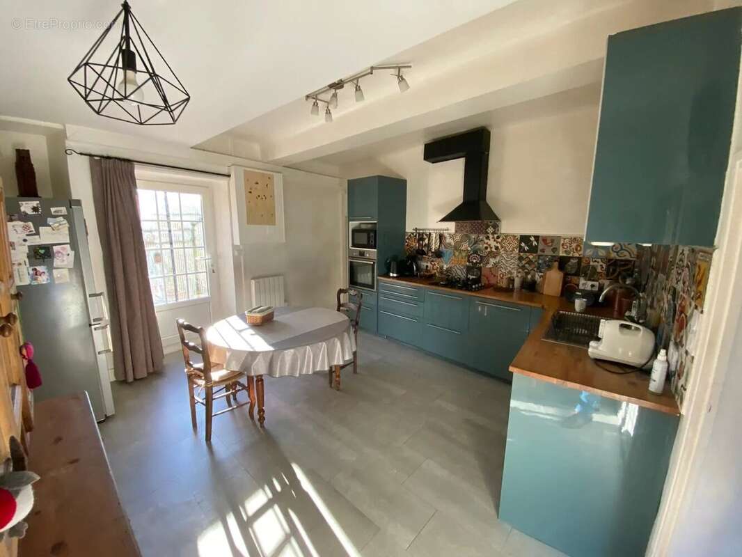 Maison à SAINT-PAUL-LES-FONTS