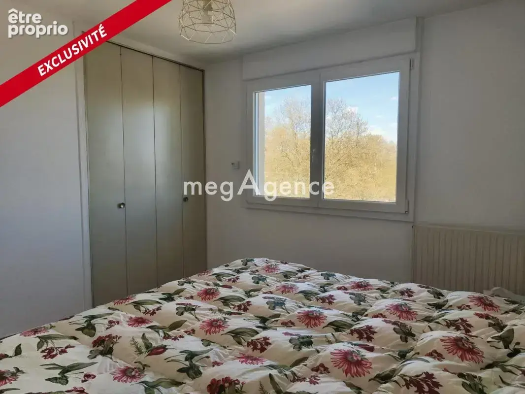 T3 de 72 m² avec terrasse plein sud – Dernier étage –INSA / Croix-Luizet - photo 5
