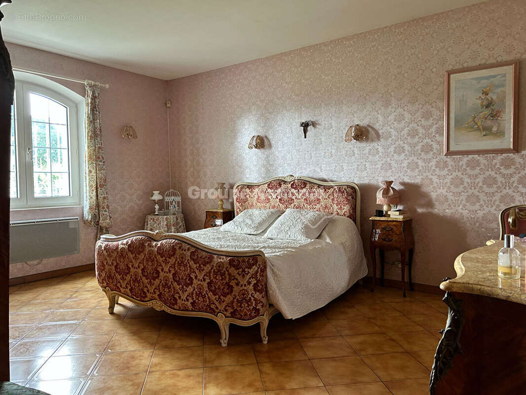 Maison à SAINT-ETIENNE-DU-GRES