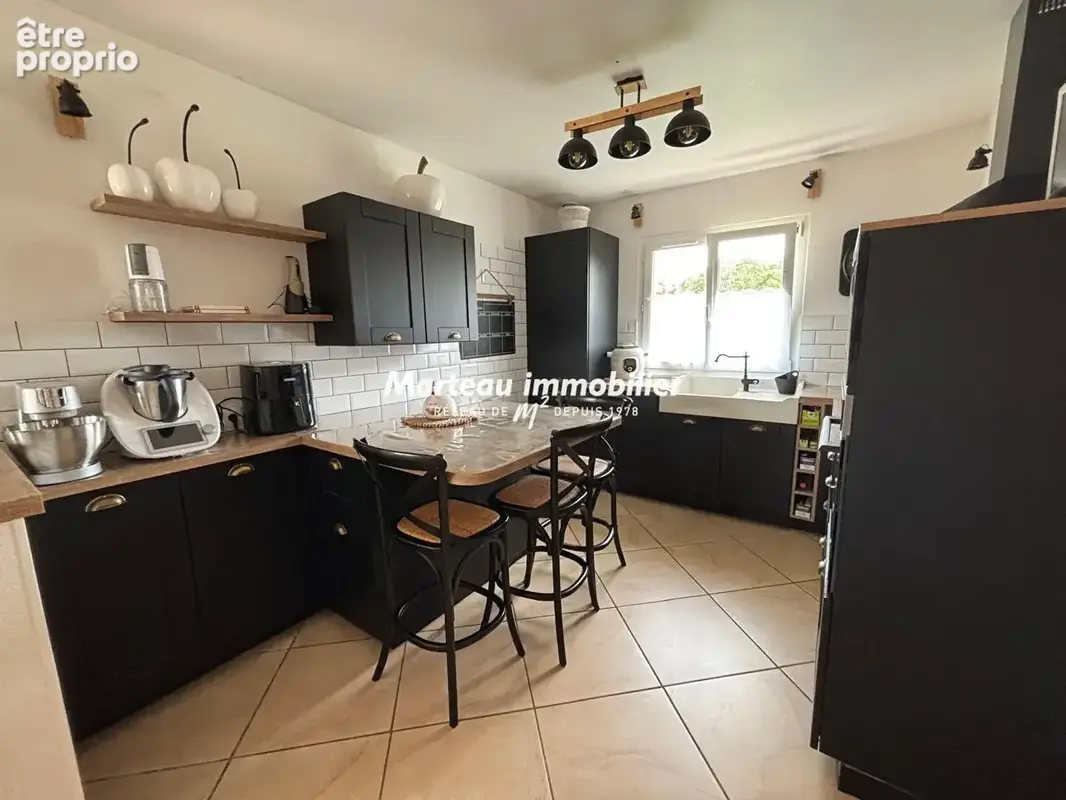 LA BAZOGE - Maison 6 pièces 164 m2 - photo 2