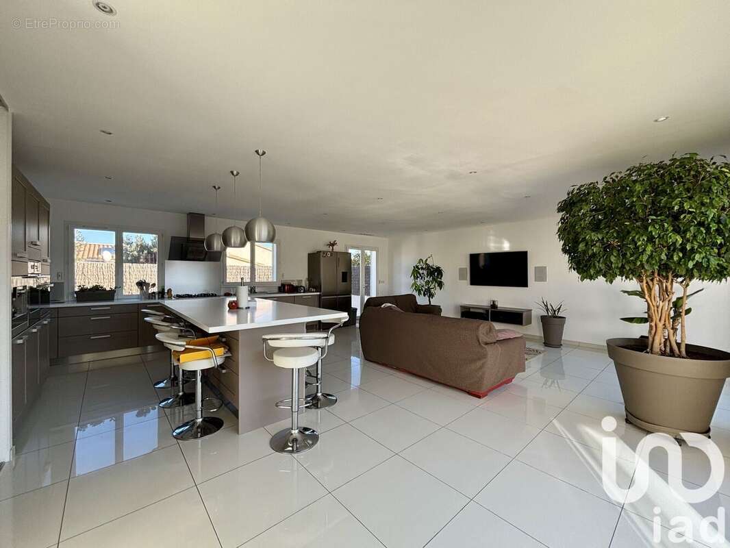 Photo 3 - Maison à CAVES