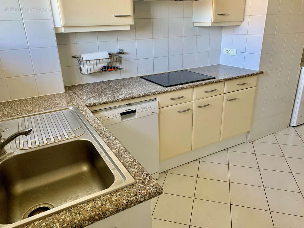 Appartement à MARSEILLE-8E